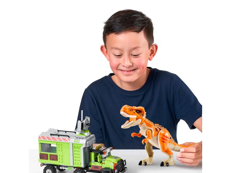 000000000075213358-UN-07