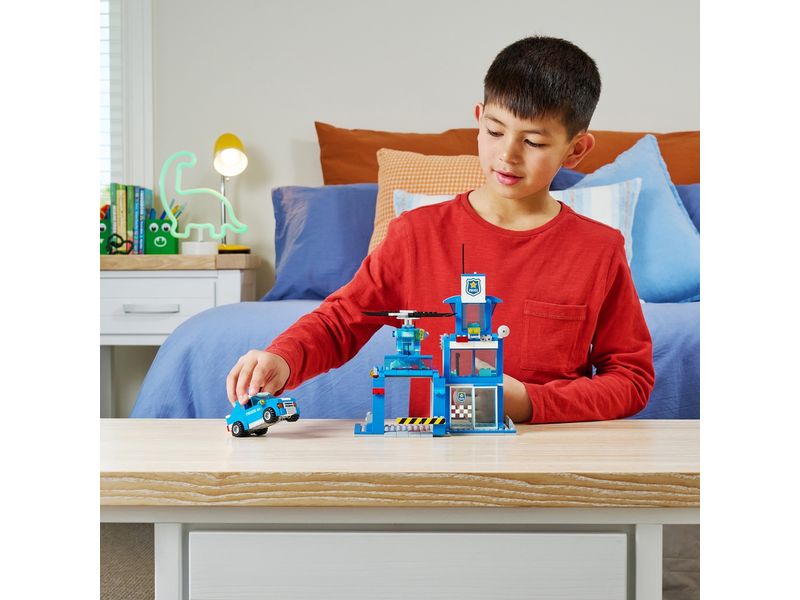 000000000075213368-UN-06