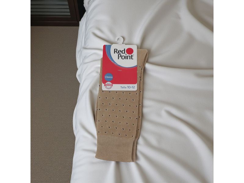 000000000070144175-UN-03