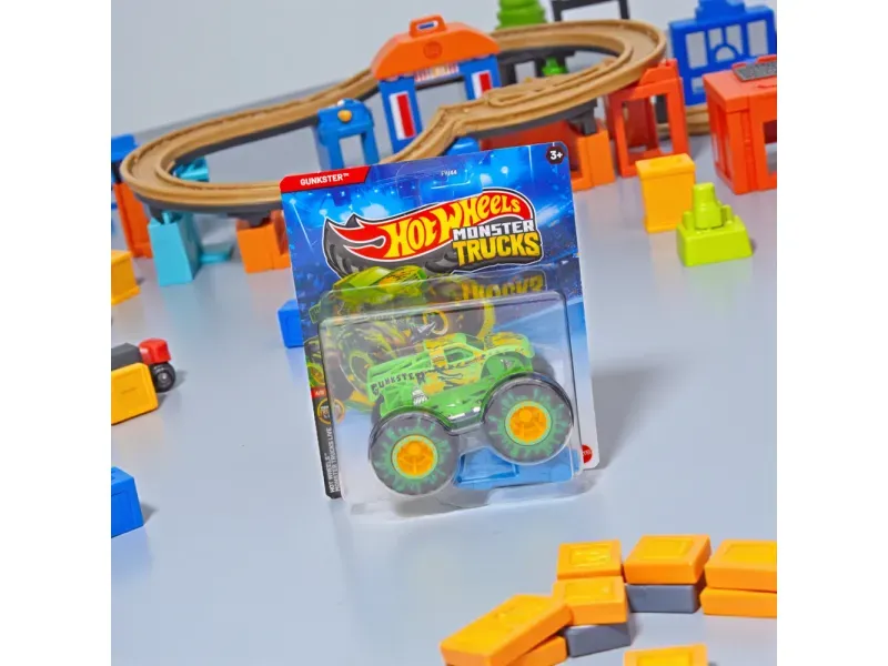 000000000070659615-UN-04