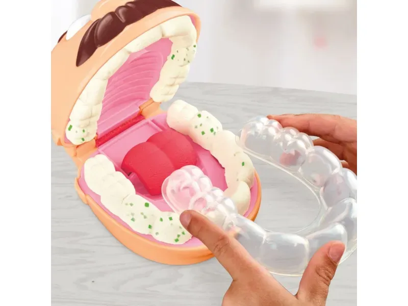 000000000070296368-UN-06