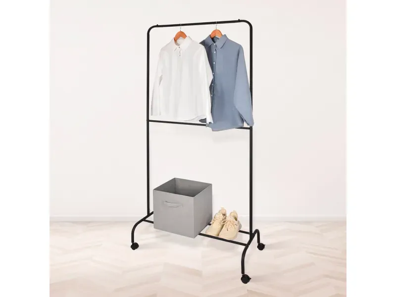 000000000075300679-UN-04