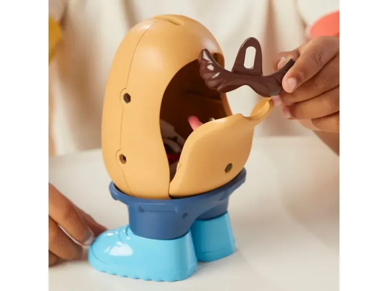 000000000075290223-UN-08