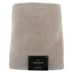 000000000075372568-UN-01