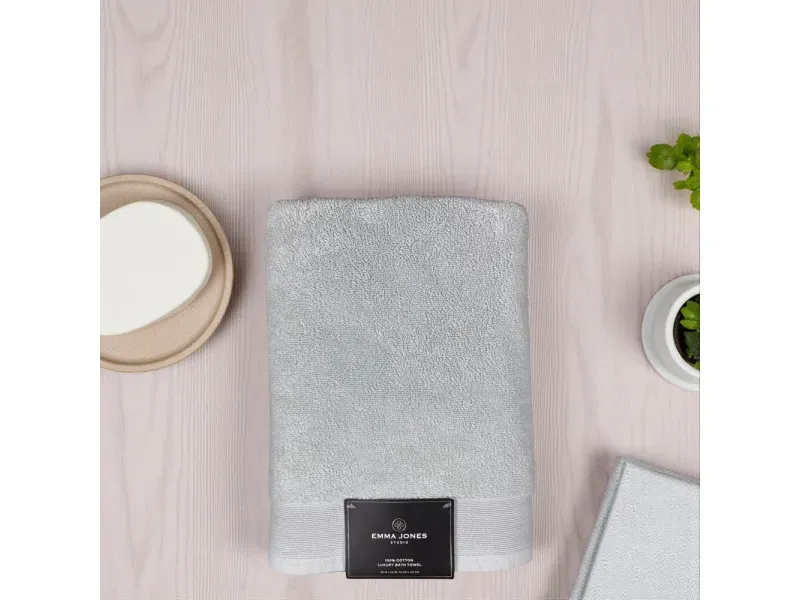 000000000075372567-UN-03