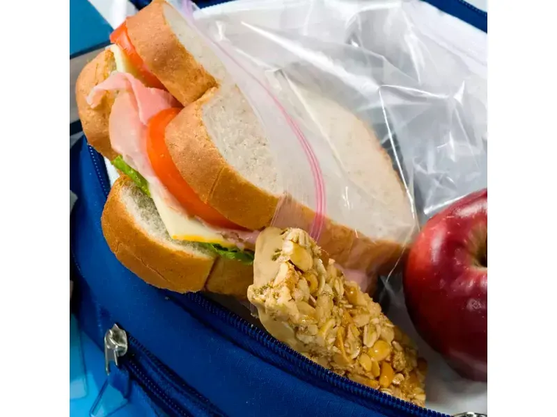 000000000070682401-UN-03