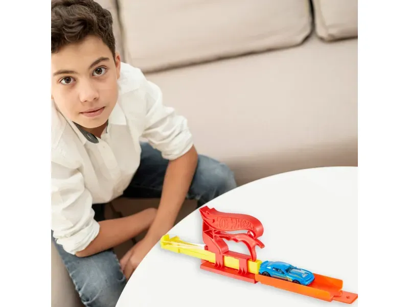 000000000070475465-UN-06