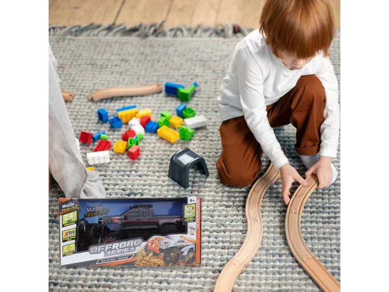 000000000075340613-UN-04