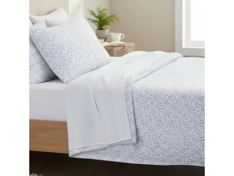 000000000070278695-UN-07