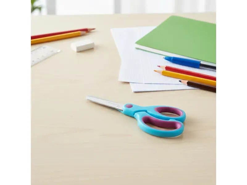 000000000070682552-UN-05