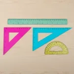 000000000070682677-UN-04