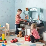 000000000075236779-UN-04