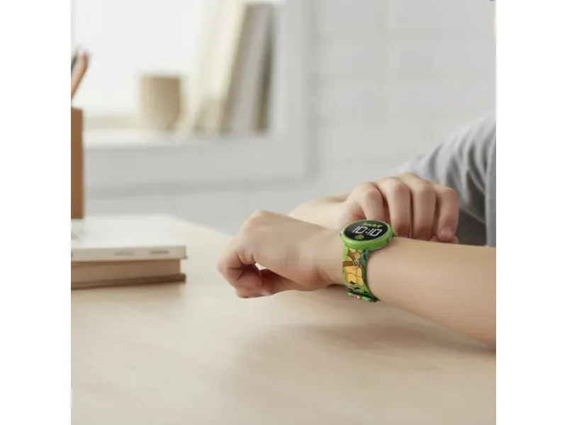 000000000075373905-UN-04