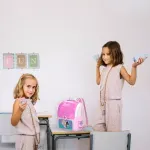 000000000075335971-UN-08