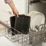 000000000001504270-UN-05