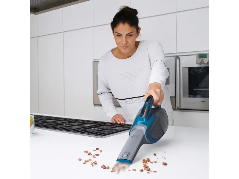 000000000070506211-UN-06