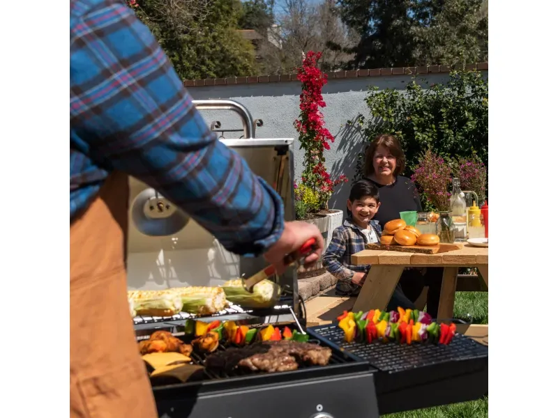 000000000075070842-UN-10