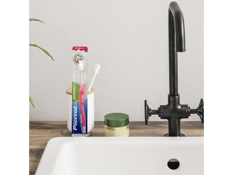 000000000070593961-UN-05