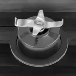 000000000070583430-UN-04