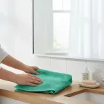 000000000075417464-UN-04