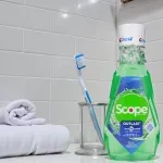 000000000070670444-UN-04