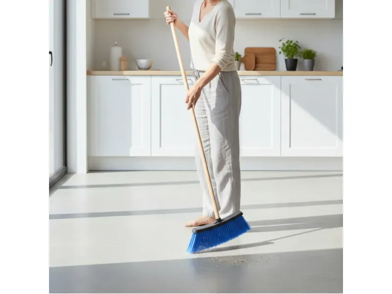 000000000070290402-UN-03