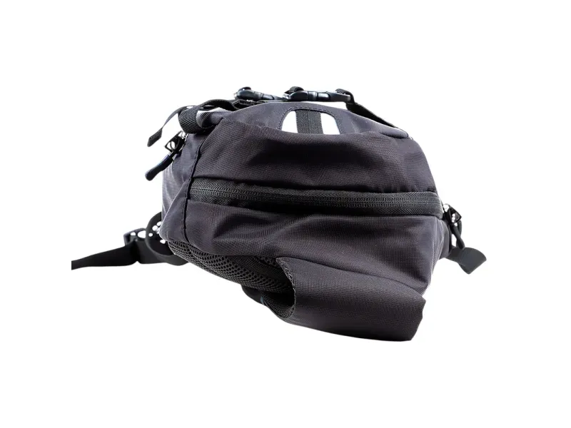 000000000070256158-UN-08