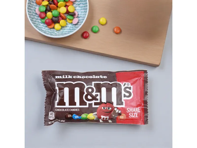 000000000070596382-UN-04