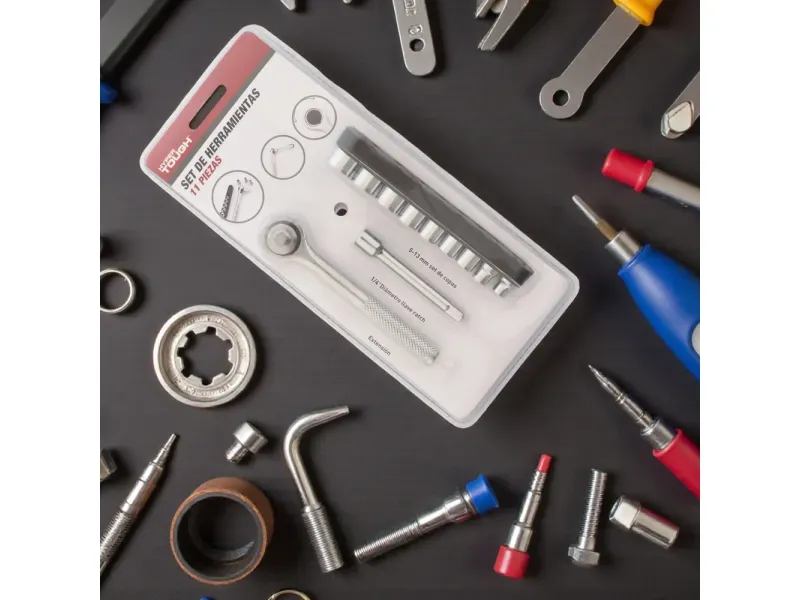 000000000070165900-UN-04