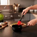 000000000075398566-UN-05