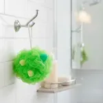 000000000075373415-UN-04