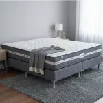 000000000075401856-UN-08