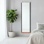 000000000070349484-UN-04