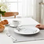 000000000075422536-UN-04