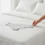 000000000075462944-UN-04