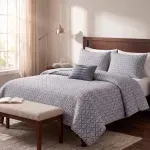 000000000075418383-UN-04