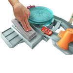 Cars-Radiador-Springs-4-68755