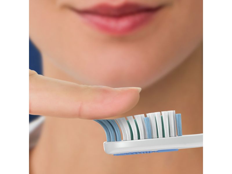 Cepillos-Dentales-Oral-B-Complete-Limpieza-Profunda-40-Medio-2-Unidades-13-24711