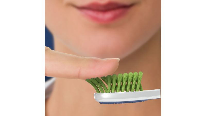 Cepillo de Dientes Suave Oral-B Advanced 5 Acciones de Limpieza 2 Unidades