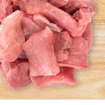 Trocitos-De-Cerdo-Don-Cristobal-Empacado-1Kg-5-30463