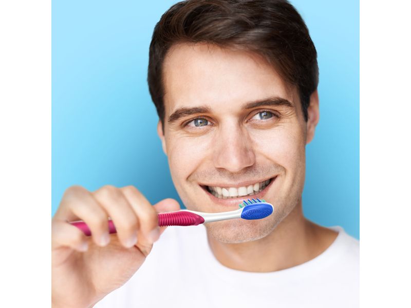 Cepillos-Dentales-Oral-B-3D-White-Radiant-2-Unidades-7-33260