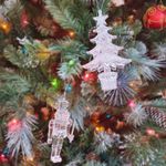 Adorno-de-rbol-Holiday-Time-acr-lico-5-89825