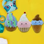 Peluche-de-cupcake-Spark-Create-Imagine-jumbo-9-90719