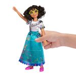 Mu-eca-Mirabel-Disney-Encanto-4-78528