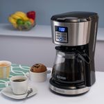 Cafetera-Black-Decker-Programable-con-Filtro-Permanente-y-Sistema-de-Goteo-en-Vortice-12-Tazas-CM1331S-LA-6-46778