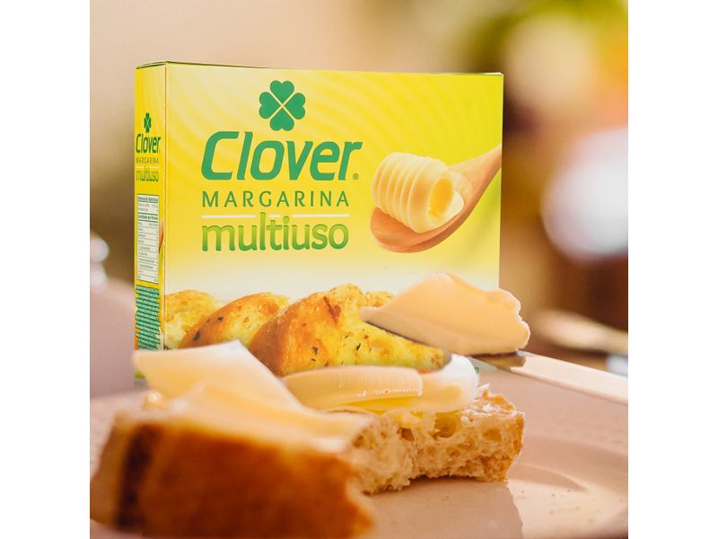 Margarina-Clover-Multiuso-Barra-5-unidades-400gr-7-76119