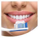 Kit-Port-til-Colgate-con-Cepillo-Dental-Plegable-y-Pasta-Dental-Total-12-Clean-Mint-22ml-8-24689