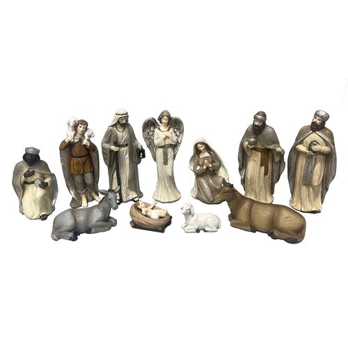 Nacimiento Holiday Time Resina -11 pzas