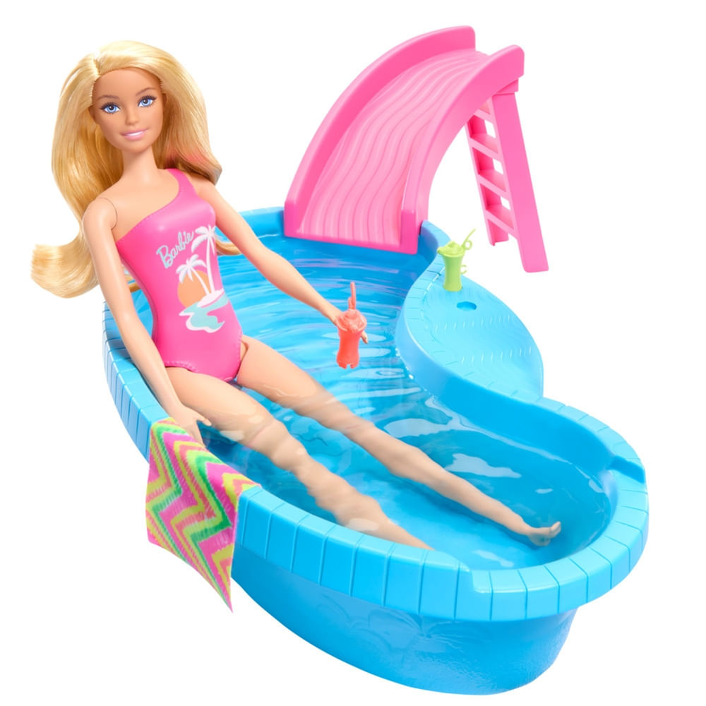 Barbie la piscina online