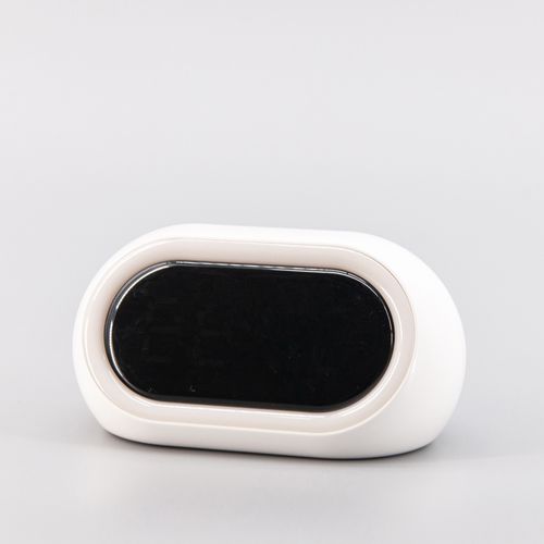 Reloj Mainstays despertador digital con cargador